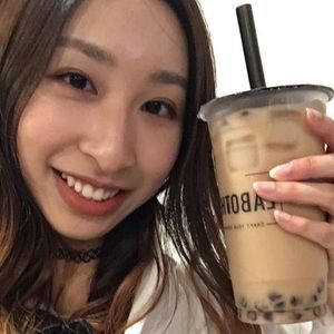 Meet your Posher, Ivy